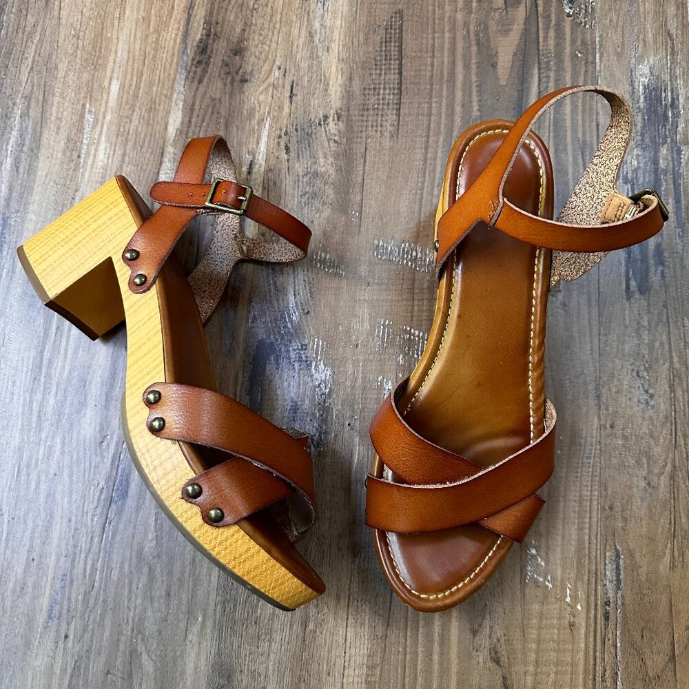 MIA Brown Block Heels Jullia Ankle Strap Brown Faux Leather Size 10